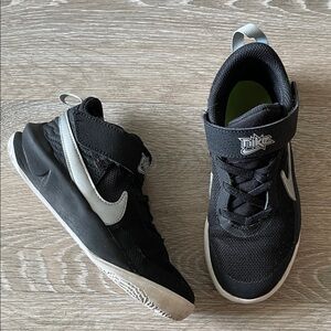 Nike Kids Black and Gray Sneakers